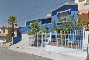 Casa en  Calle Misión De Papigochi, Campanario, Campestre-lomas, Chihuahua, México