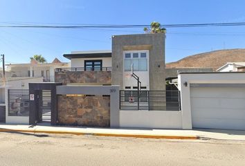 Casa en  Valle Dorado, Ensenada, Baja California, México