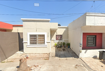 Casa en  Calle Salvador Moreno Luna, Culiacán, Sinaloa, México