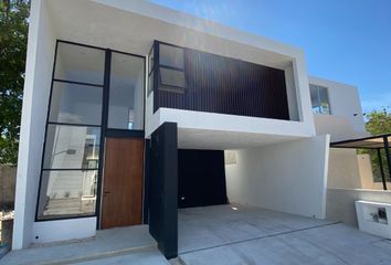 Casa en  Altozano La Nueva Mérida, Mérida, Yucatán, México