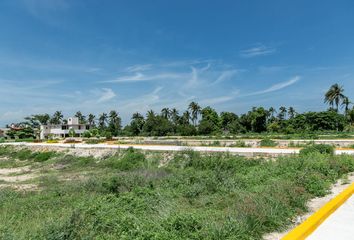 Lote de Terreno en  La Zanja, La Poza, Acapulco, Guerrero, México