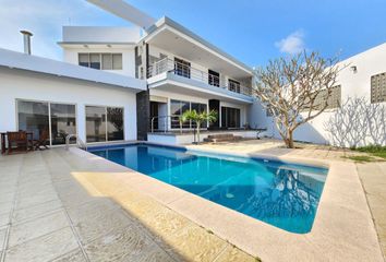 Casa en  Playas Del Conchal, Boulevard Mandinga, Veracruz, México