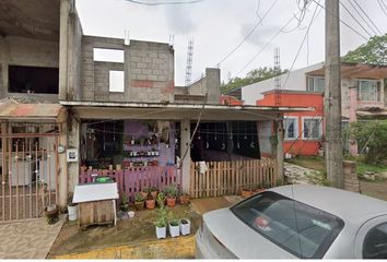 Casa en  Cardenal, Las Arboledas, Fraccionamiento Las Arboledas, Veracruz, México