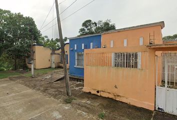 Casa en fraccionamiento en  Primavera, Las Arboledas, Fraccionamiento Las Arboledas, Veracruz, México