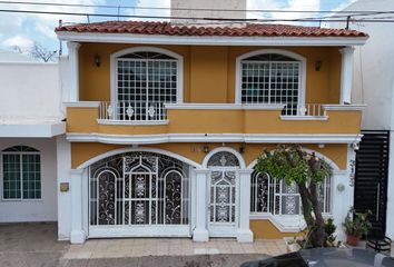 Casa en  Calle Circulo Del Sol, Cuauhtémoc, Culiacán Rosales, Culiacán, Sinaloa, 80027, Mex