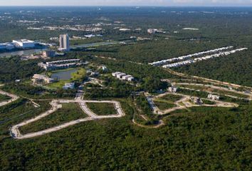 Lote de Terreno en  Algarrobos Desarrollo Residencial, Mérida, Yucatán