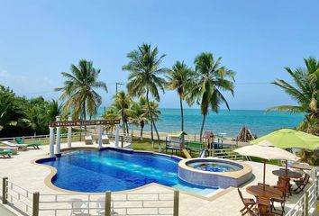 Villa-Quinta en  Playa Dormida D'os, Santa Marta, Magdalena, Colombia