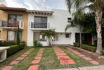 Casa en condominio en  Avenida Camino Real A Colima 200, San Agustín, Jalisco, México