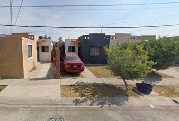 Casa en  Av. Coronel Oviedo 276, Hacienda Santa Fe, Jalisco, México