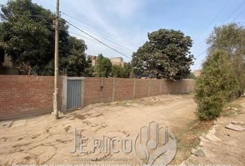 Casa en  Avenida Las Torres, Puente Piedra, Lima, 15121, Per