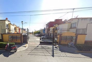 Casa en  Privada Rio Esva Mz 010, Ojo De Agua, Estado De México, México