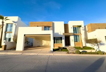 Casa en  La Coruña Residencial, Hermosillo, Sonora, México