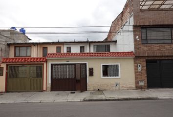 Casa en  Carrera 80 Bis #7a-15, Bogotá, Colombia