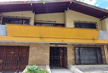 Casa en  Cra. 81 #42-4, Medellín, Antioquia, Colombia