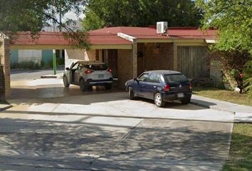 Casa en  Blvd. Benito Juárez 1100, Sin Nombre De Col 1, Cadereyta Jiménez, N.l., México