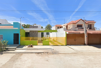 Casa en  Narciso Mendoza, Burócratas, Mazatlán, Sinaloa, México