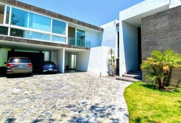 Casa en fraccionamiento en  El Bosque Country Club, Country Club Gran Jardín, Boulevard Country Club Gran Jardín, León, Guanajuato, México