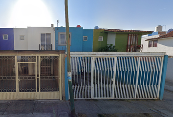 Casa en  Calle Paseo Del Águila Pescadora, Pinar De Las Palomas, Tonalá, Jalisco, México