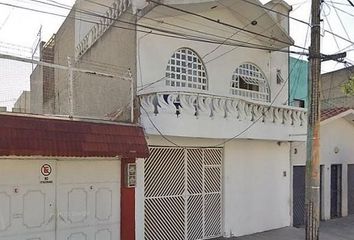 Casa en  Valle Grande, Valle De Aragon 1ra Sección, Ciudad Nezahualcóyotl, Estado De México, México