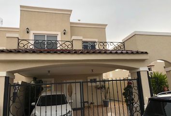 Casa en fraccionamiento en  Residencial Los Viñedos, Privadas De Viñedos Sm Bulevar, Pachuca De Soto, Hidalgo, México