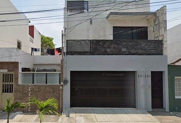 Casa en condominio en  Pueblos Mágicos Residencial, Avenida Miguel Alemán, Cándido Aguilar, Veracruz, México