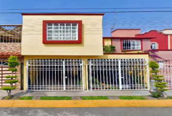 Casa en  Av Mariano Abasolo 13, Fraccionamiento Las Americas, Las Américas, Ecatepec De Morelos, Méx., México