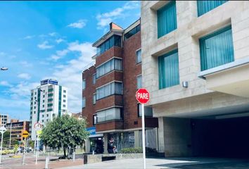 Apartamento en  Cl. 100 #14-60, Bogotá, Colombia