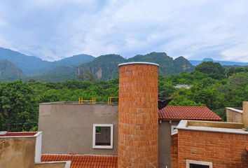 Villa en  Los Cedros De Mozoquila, Tepoztlán, Tepoztlán, Morelos, México