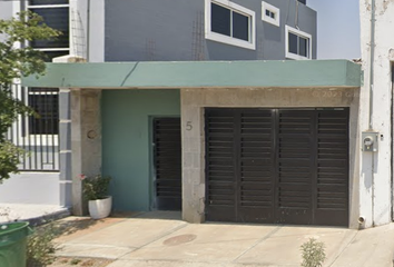 Casa en  General Alvaro Cortés 5, 45880 Juanacatlán, Jalisco, México