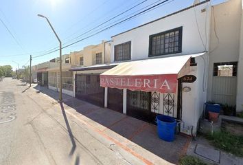 Casa en  Calle Del Camaleón, Santa Fe, Torreón, Coahuila De Zaragoza, México