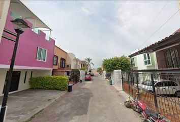 Casa en  P.º De Los Patios, Balcones De Santa María, 45606 San Pedro Tlaquepaque, Jalisco, México