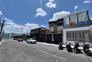 Casa en  Av. Galo Plaza Lasso Km 6, Quito 170310, Ecuador