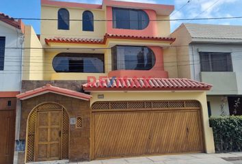 Casa en  Hipólito Unanue 115, Urb Daniel Alcides Carrion, Chiclayo, Perú