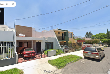 Casa en  Rio Cuitzmala, Las Águilas, Zapopan, Jal., México