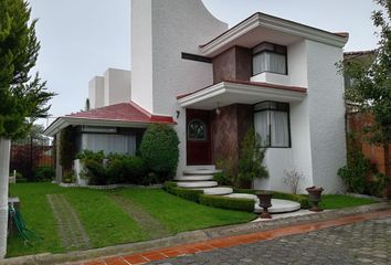 Casa en condominio en  Espiritu Santo, Metepec, Estado De México, México