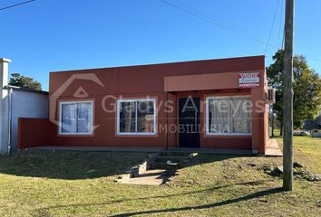 Casa en  Calle Ventinueve 1101-1199, Verónica, Punta Indio, B1917, Provincia De Buenos Aires, Arg