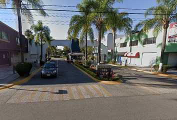 Casa en fraccionamiento en  Valle De San Sebastian 2343, Viveros Del Valle, Jardines Del Valle, Zapopan, Jalisco, México