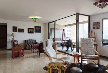 Apartamento en  El Tesoro, Medellín