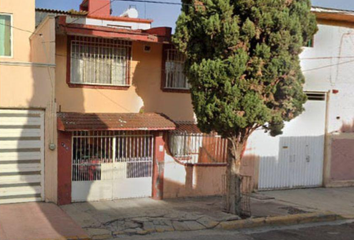 Casa en  Valle De Dnieper, Valle De Aragon 1ra Sección, Ciudad Nezahualcóyotl, Estado De México, México