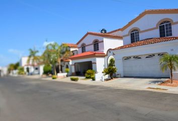 Casa en  Misión Dolores Oeste, Capistrano, Culiacán, Sinaloa, México