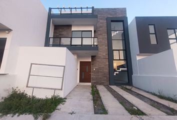 Casa en fraccionamiento en  Fraccionamiento Lomas De La Rioja, Veracruz, México