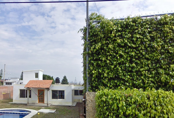 Casa en  Jacarandas, Altos De Oaxtepec, Oaxtepec, Morelos, México