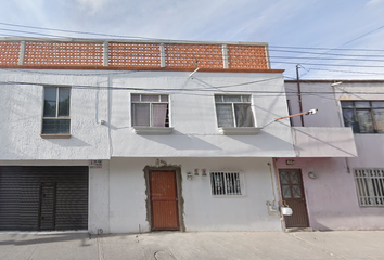 Casa en  C. Juan De Dios Peza 666, Revolución, 78350 San Luis Potosí, S.l.p., México