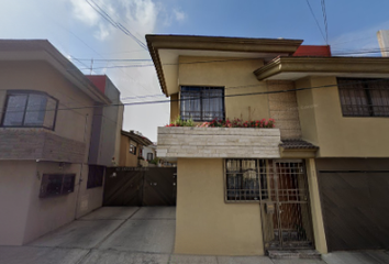 Casa en  Calle Encino 329, El Cerrito, Puebla De Zaragoza, Puebla, México