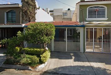 Casa en  Hacienda La Punta 1897, Circunvalación Oblatos, 44716 Guadalajara, Jal., México