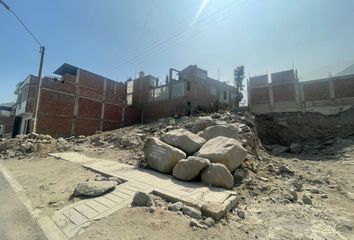 Terreno en  Huampaní, Carretera Central, Chaclacayo, Perú