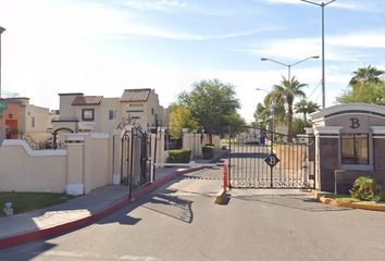 Casa en  Av. Berriozabal, Mexicali, Baja California, México