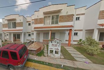 Casa en  Playa Boca De Lima, Las Olas, Residencial Las Olas, Veracruz, México