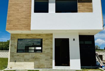 Casa en  Valle Del Sol Ii Condominios, Camino Antiguo A Pitayas, Segunda Sección, Pachuca De Soto, Estado De Hidalgo, México