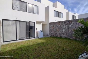 Casa en  Avenida Cumbres De Juriquilla, Cumbres Del Lago, Juriquilla, Querétaro, México